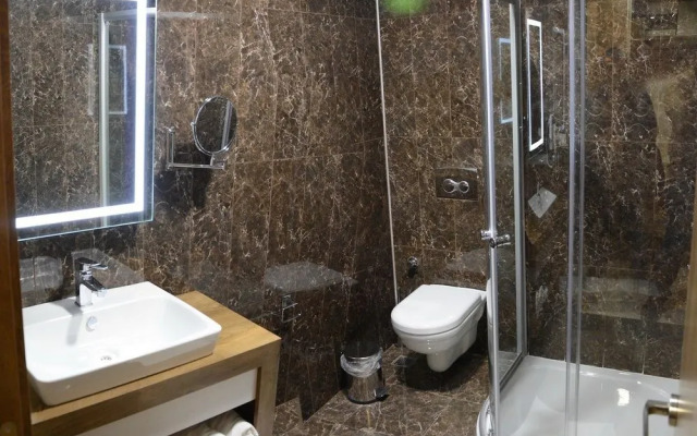 White Star Hotel