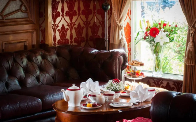Meadow Court Hotel