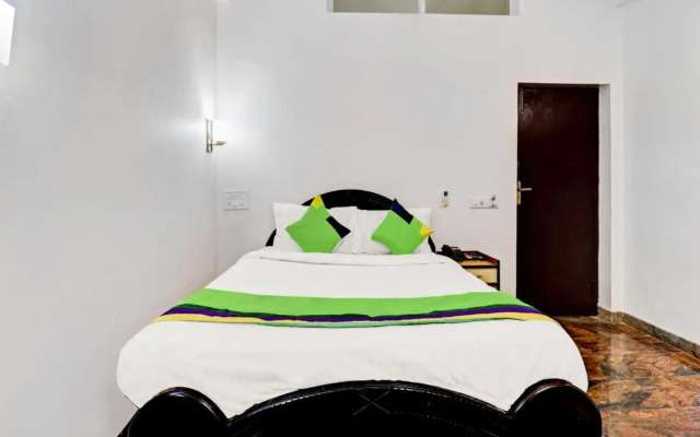 Treebo Benaka Residency