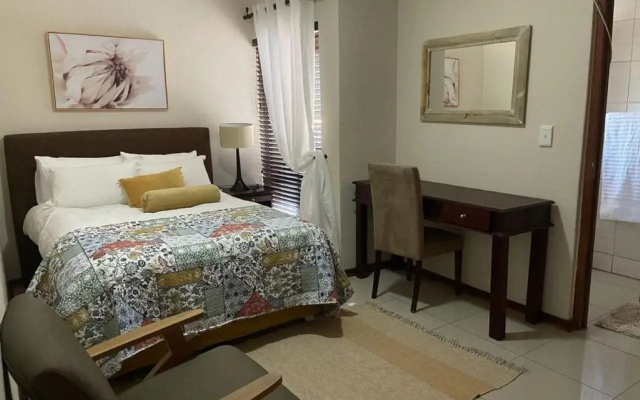 Luxury Spacious Executive Apartment
