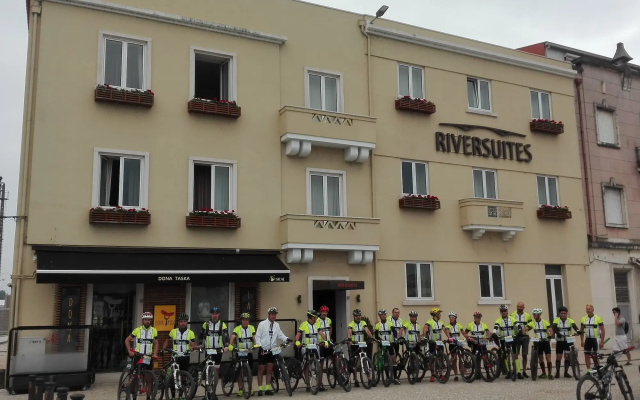 Riversuites