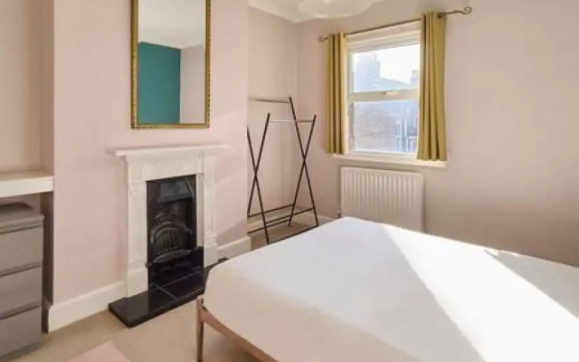 Host Stay Westbrook Road