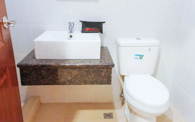 Reddoorz Premium @ the Trillium Residences