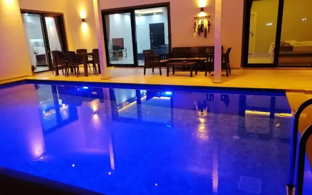 Villa SERA