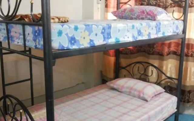 Samsen 6 Guesthouse