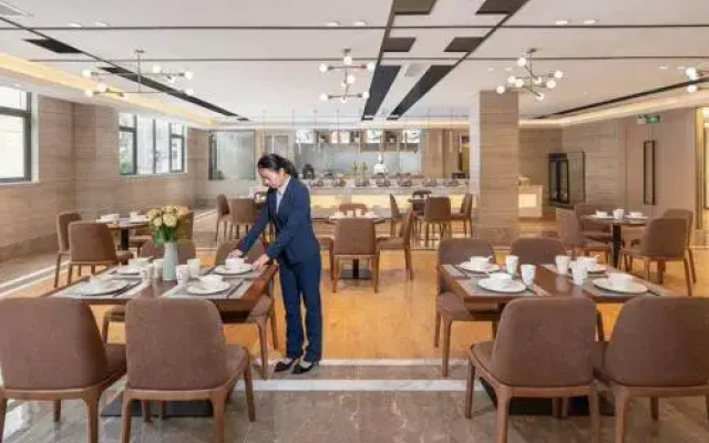 Kyriad Marvelous Hotel Shenzhen Airport Gushu Subwav Statiom