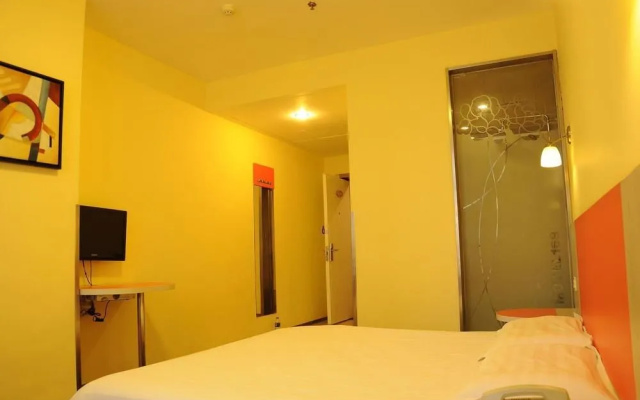 Home Inn Shijiazhuang Xinbai Square