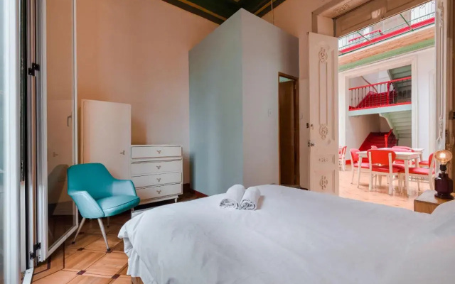 Hostal R10