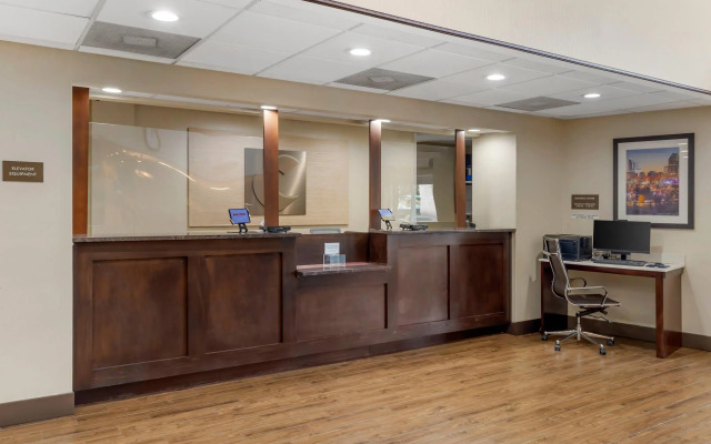 Comfort Suites Raleigh Walnut Creek