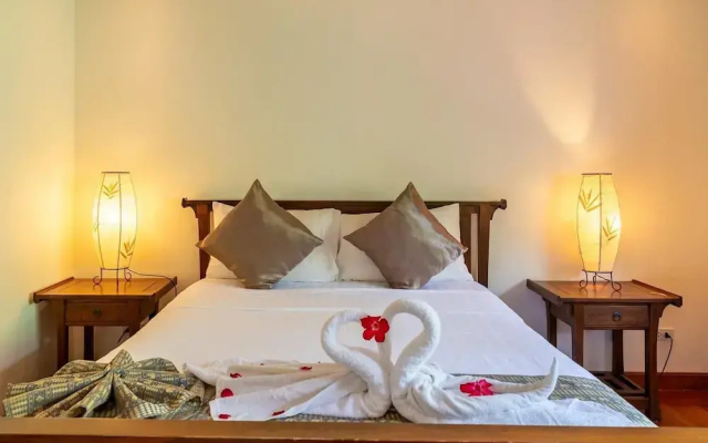 4BR Villa beach walking distance KBR44