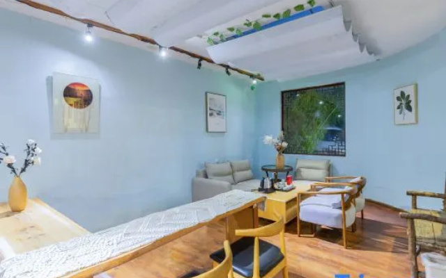 Wuhu on the Road · Footprint Homestay