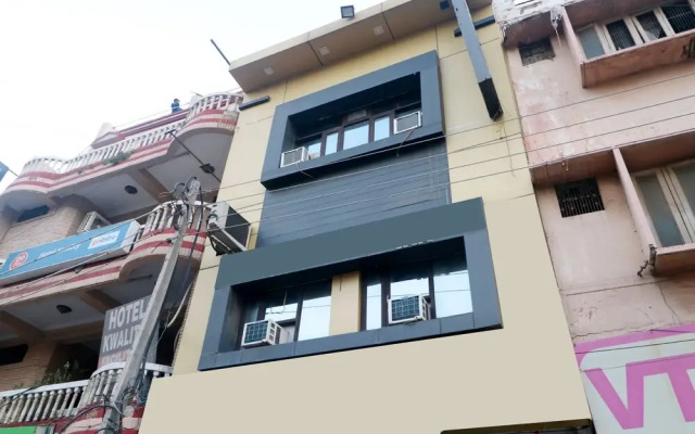 Oyo 41555 Grt Inn