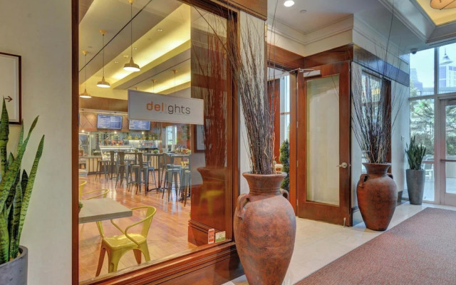 Stunning Strip View Penthouse, Balcony 37617