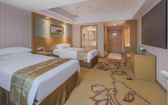 Vienna Hotel Nanning Qingxiu Mountain