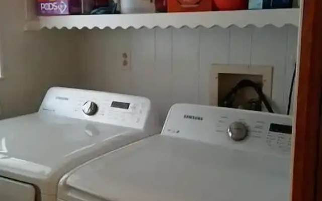 Constant-level Lake LBJ - 3 BR Sleep 12