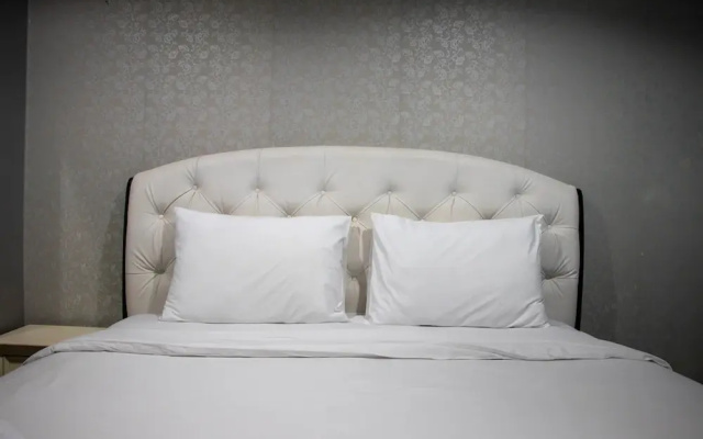 Elegant And Comfy 2Br Apartment At Springhill Terrace Residence