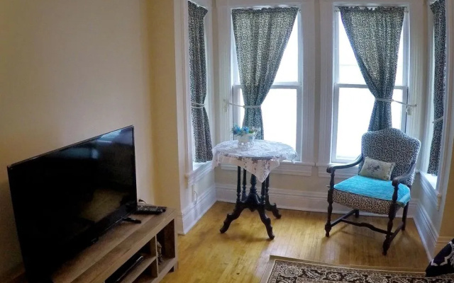 Niagara Inn Bed & Breakfast