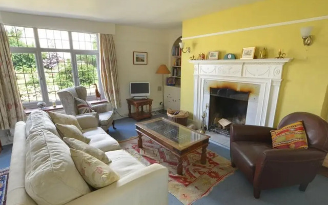 Pleasant holiday home in Horning with pond