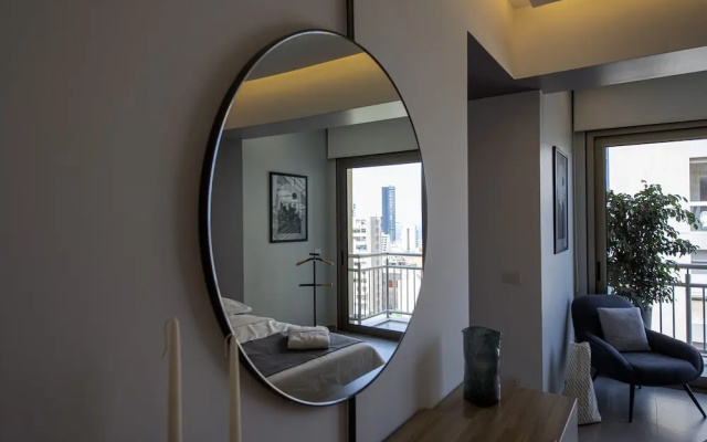 ZUR Studios & Suites