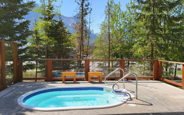 ⭐️ Luxury Mountain View Studio in Canmore ⭐️
