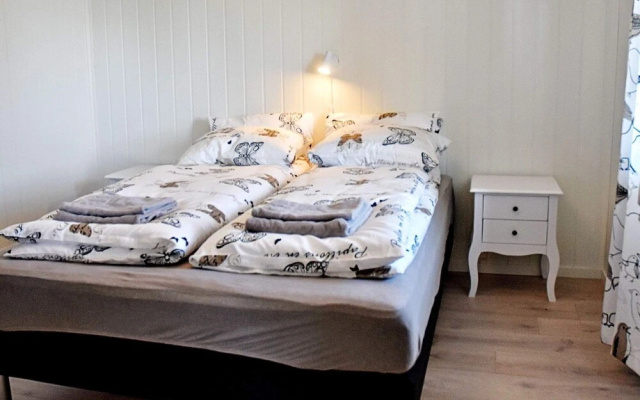 10 Person Holiday Home in Fjørtoft