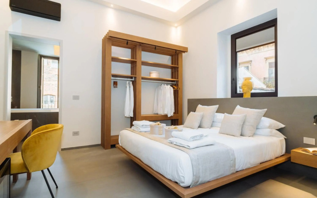 ETNEA Suite 270