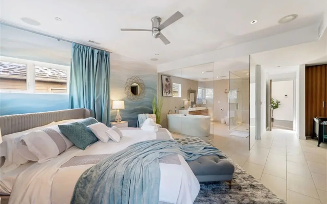 5BR 5BA Architectural Estate-theatre Gym Rooftop