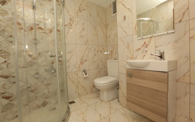 Guven Suite House
