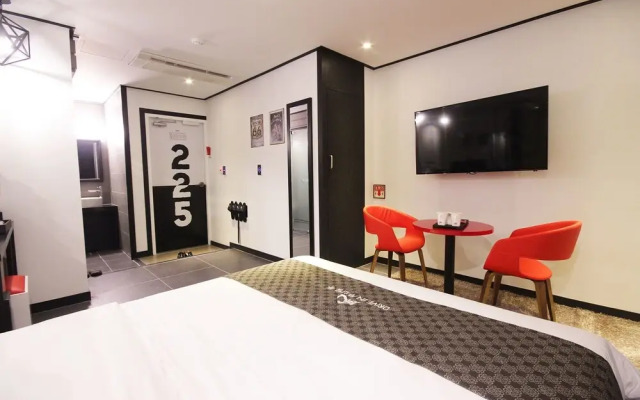 Gunsan Poong Self Check-in Motel