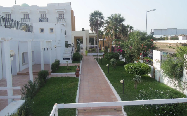 hotelImage