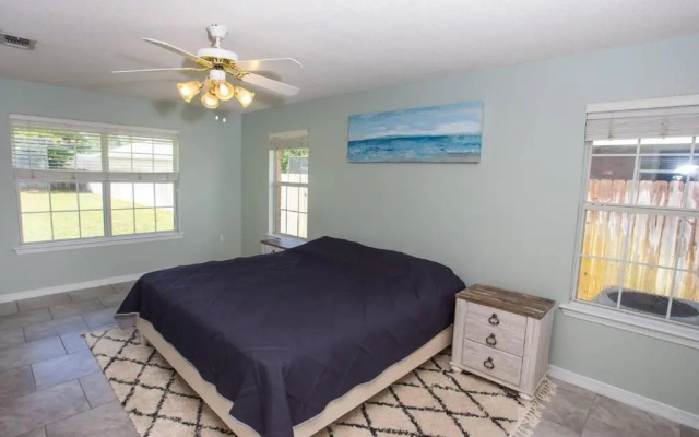 Navarre-Branston Drive - Single-Family House