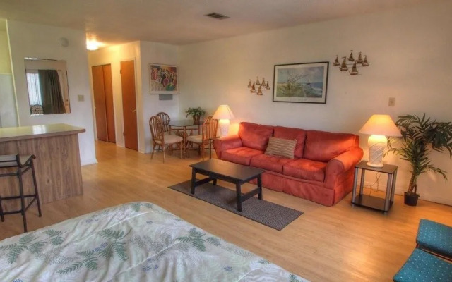 Follow The Sun - 1 Br Apts