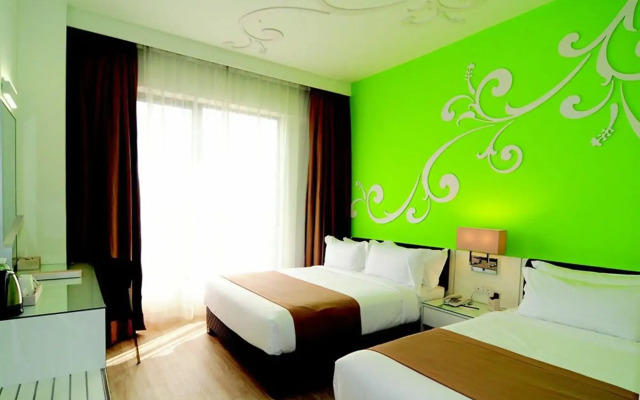 Kings Green Hotel