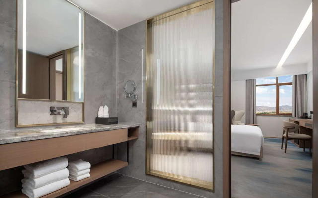 DoubleTree by Hilton Altay Fuyun