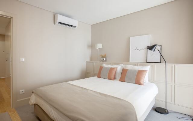 Отель Liiiving In Porto Luxury Boutique Apart Порту комната для гостей