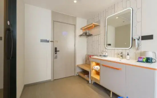 Homeinn Selected Hotel (Dalian Airport)