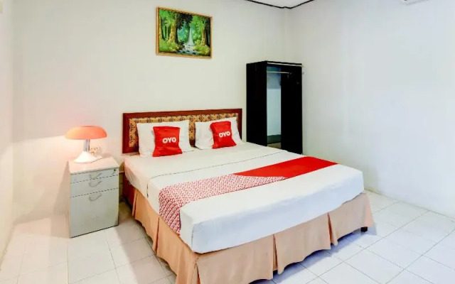 OYO 90385 Hotel Cadaka