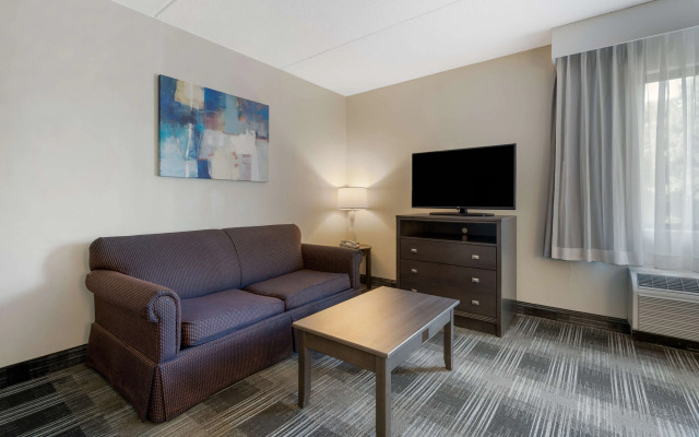 Best Western Plus Alexandria / Fort Belvoir