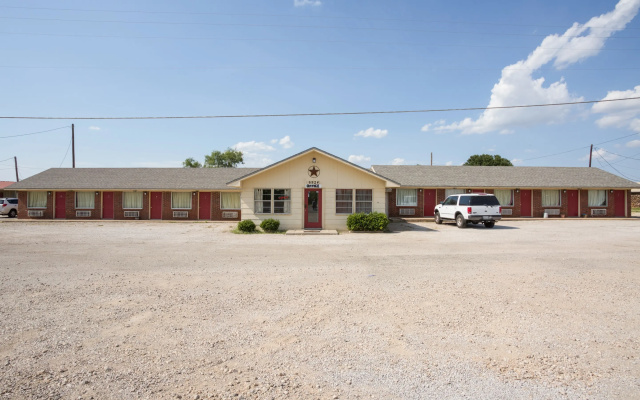 OYO Hotel Breckenridge TX Hubbard Creek Lake