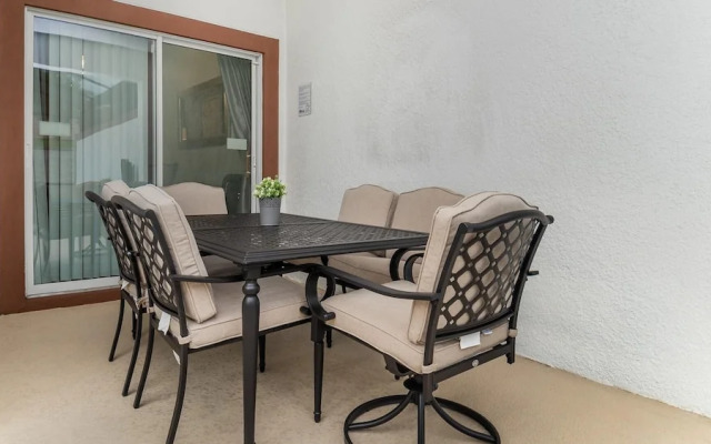 1562 Moon Valley Drive