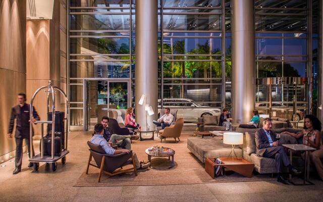 Отель Grand Hyatt Sao Paulo вид на фасад
