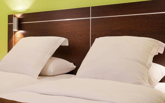 Louna Hotels