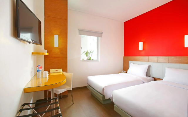 Amaris Hotel Sunset Road