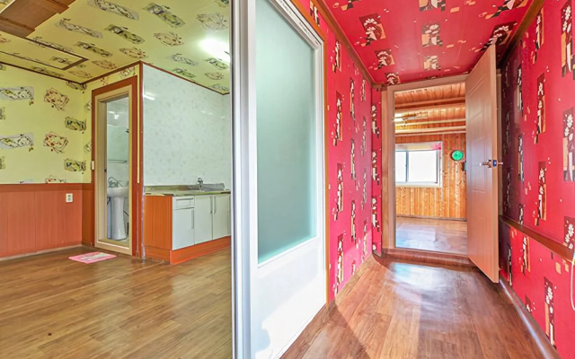 Ganghwado Lakeside & Sky Pension