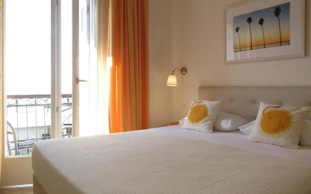 Alexandris Hotel