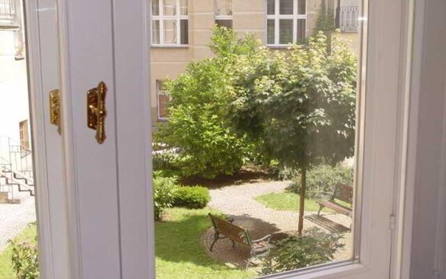 Отель Prague Luxury Jewish Quarter Прага комната для гостей