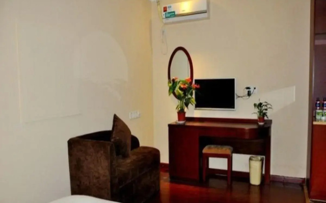 GreenTree Inn Wuxi Binhu District Gonghu Avenue Jinchengwan Park Express Hotel