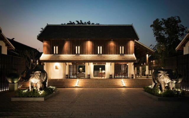 Отель Sofitel Luang Prabang вид на фасад
