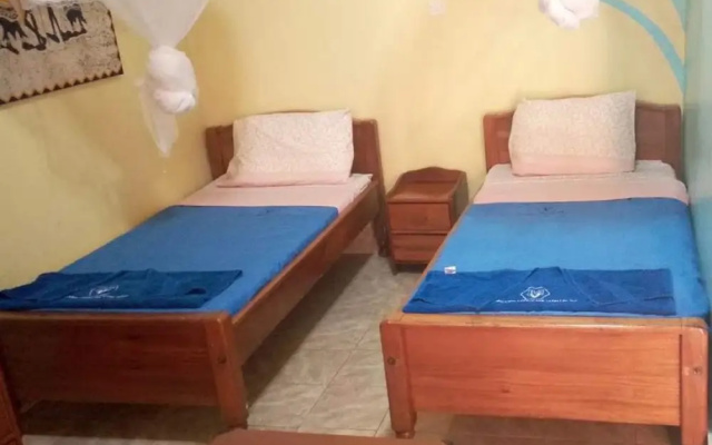 Miryam Village Inn Safari Lodge