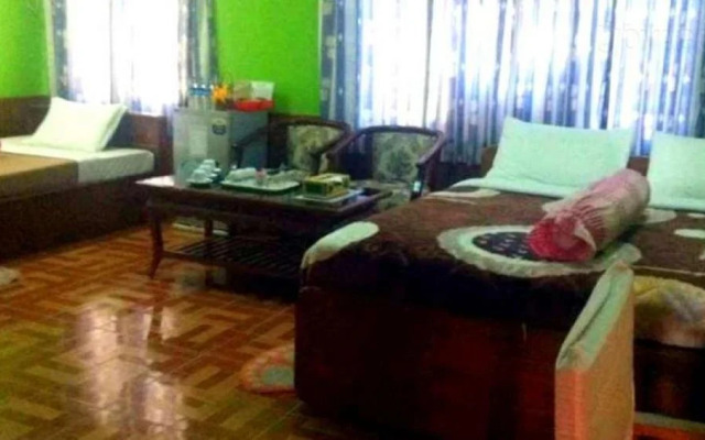 Phan Khar Myay Hotel